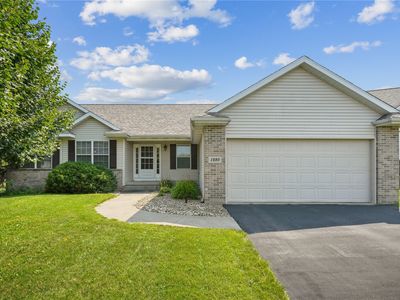 Property at 1880 Oak Creek Dr, Marion, IA