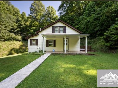 1102 Shawnee Dr