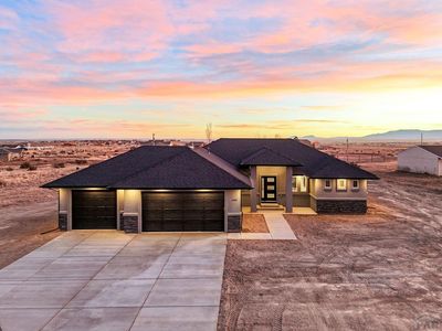 1758 N Billy The Kid Ln