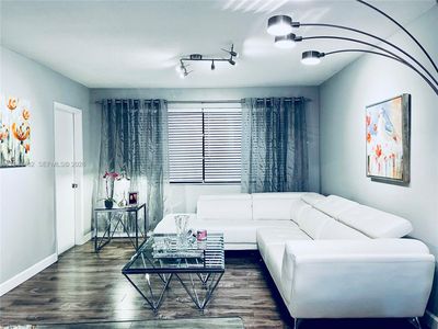 2300 Park Ln APT 201