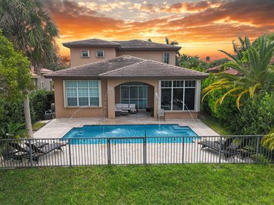 8217 NW 107th Terrace