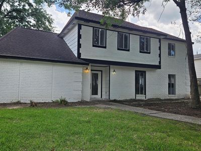 11811 Gardenglen Dr
