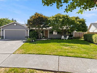 13 W Pine Lane