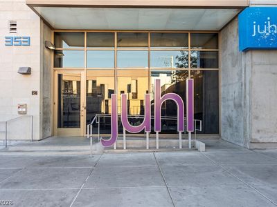 353 E Bonneville Ave Unit 385