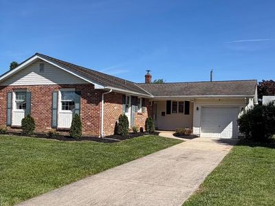 3209 Bristol Dr