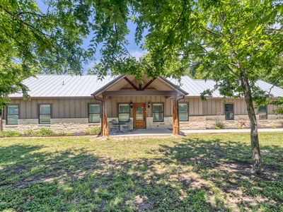 863 Flatrock Circle