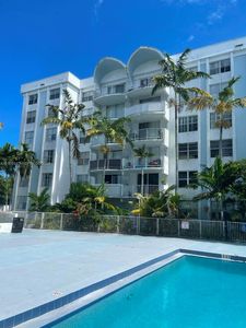 492 NW 165th Street Rd APT C512