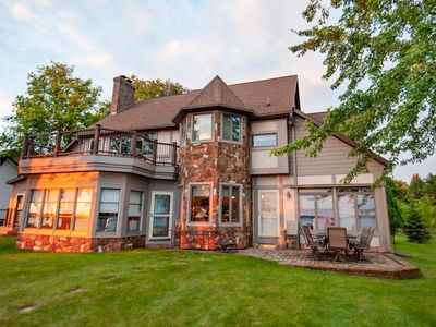 2762 Old County Road 120 NE