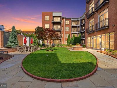 1451 Belmont St NW APT 225