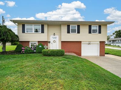 3402 Debra Dr
