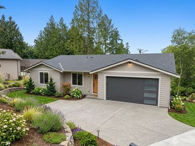 726 Shelter Bay