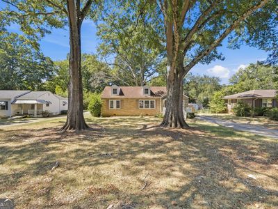 313 Glen Iris Dr
