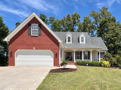114 McCullough Rd NE