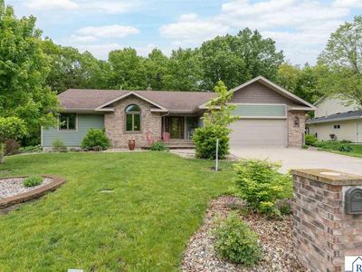 25 Crown Hill Ln