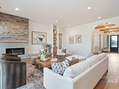 7168 E Chicken Hawk Loop