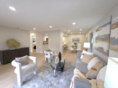 212 Red Oak Dr E APT A