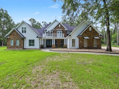 10933 Lake Forest Dr