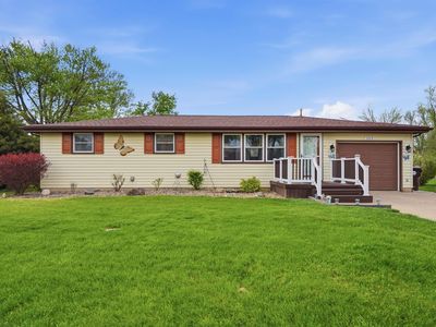 203 Meadowlark Ln