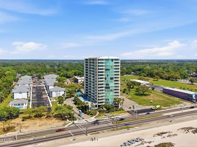 2060 Beach Blvd Unit 204