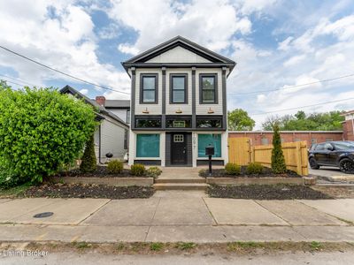 1097 E Kentucky St