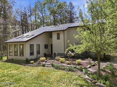 Property at 124 Hawk Ln, Canadensis, PA