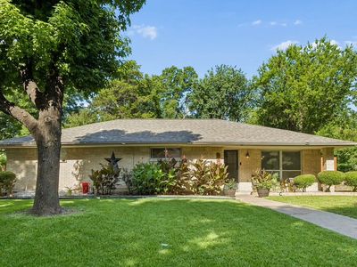 1047 Westlake Dr