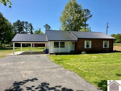Property at 2025 Oak Level Rd, Benton, KY