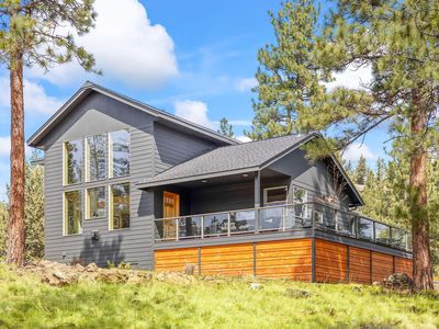 16926 Canyon Crest Dr