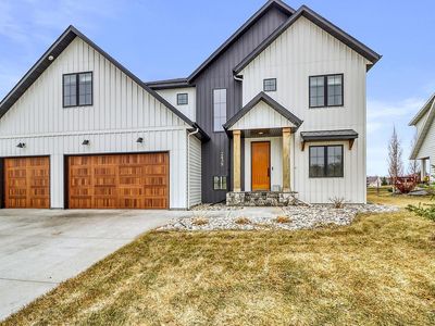 2439 Rivers Bend Dr E