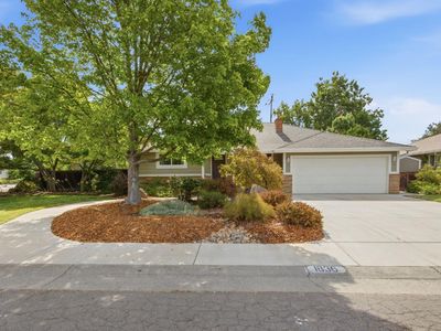 1836 Venus Dr