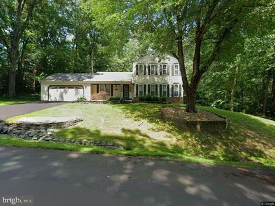 6121 Queens Brigade Ct