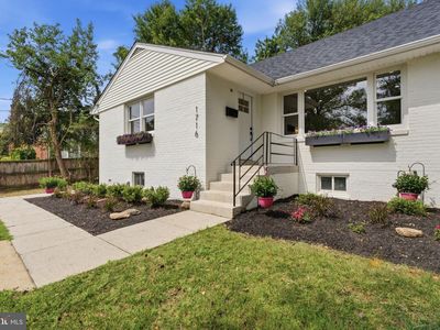 1716 Macon St