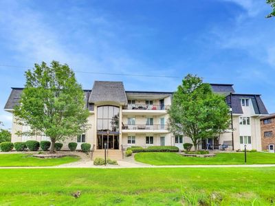 18559 Escanaba Ct APT 101