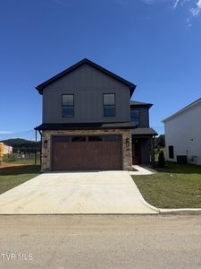 328 Monroe Dr