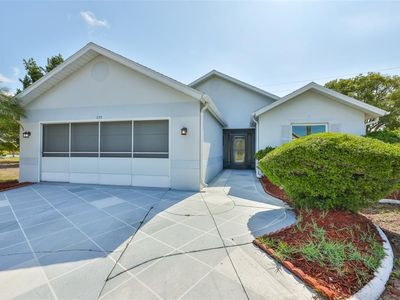 235 Linger Ln