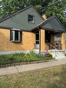 1294 Norman Ave