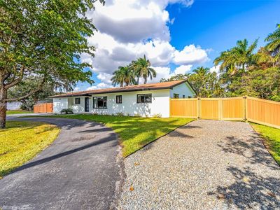 535 N Biscayne River Dr