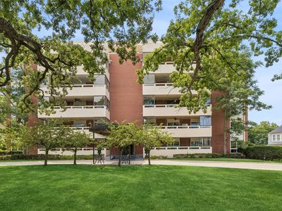 4004 Grand Ave #304