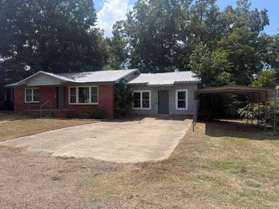 137 Keller St