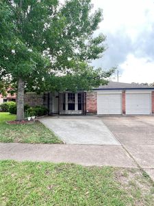 15119 McLeod Dr