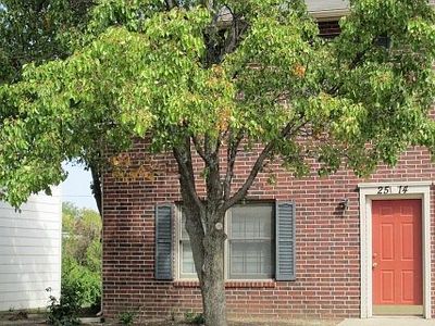 2514 Candle Crest Cir