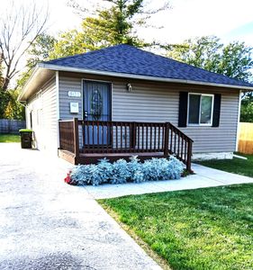 801 Cameron Ave