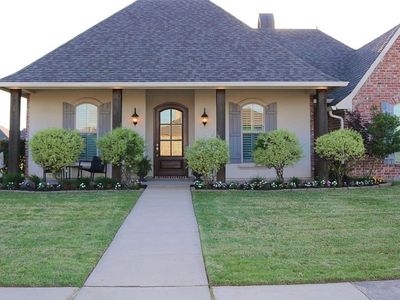 301 Newport Ln
