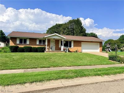 447 Rosch Ct SW