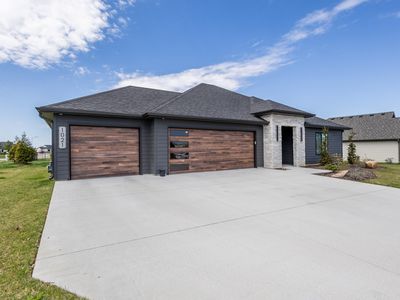 1021 Spyglass Ct