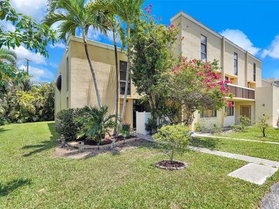 2811 SW 87th Ter APT 1201