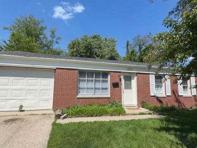 6714 E 43rd Pl