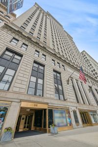 310 S Michigan Ave #1804