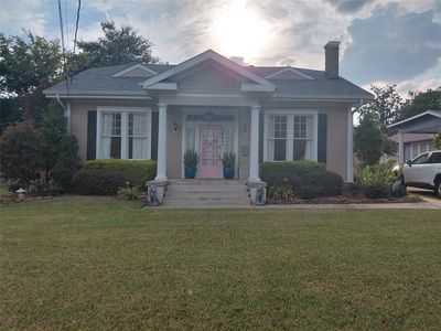 3860 Line Ave