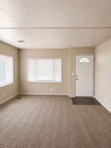 1372 Queens Ct